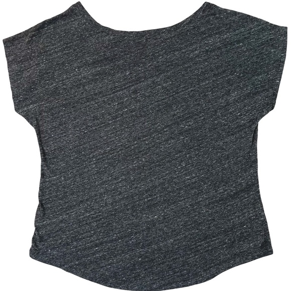 Stranded 📌large dark grey, curved hem scoop neck skull image short sleeve shirt - Picture 6 of 6